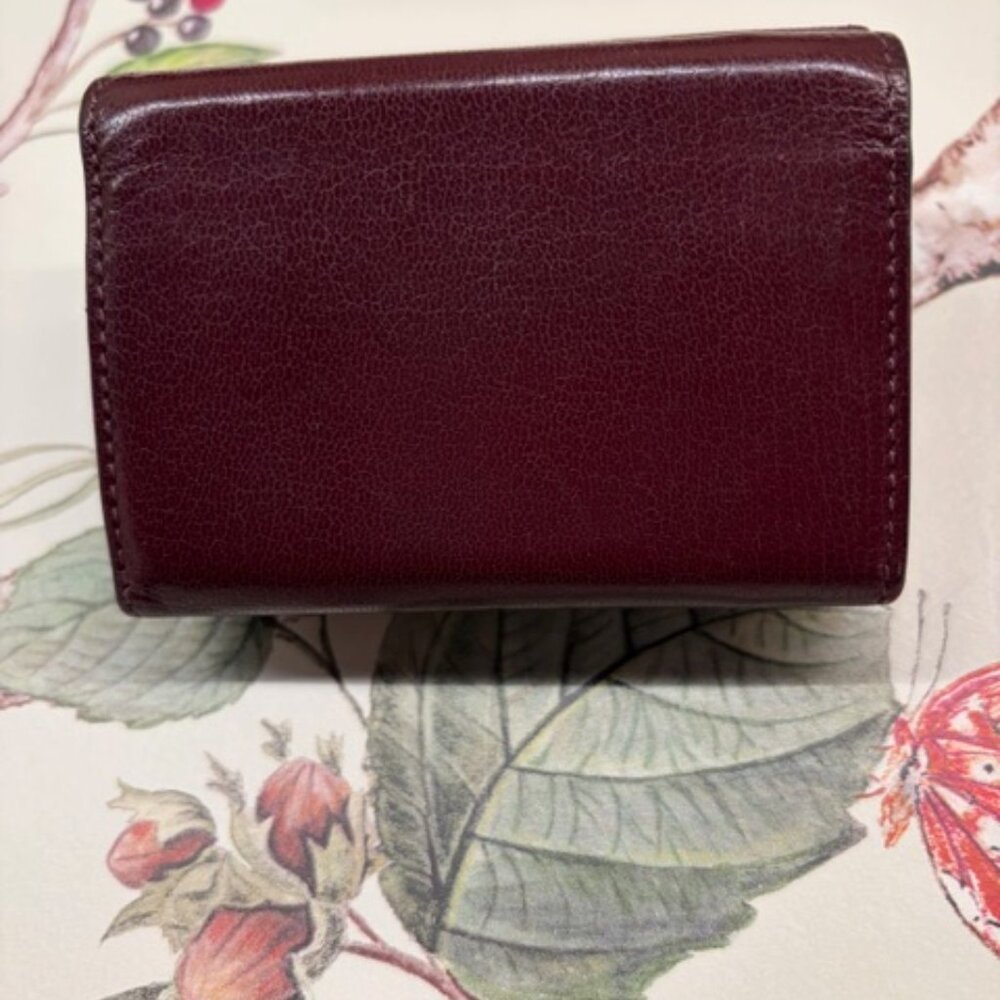 SALE! GIVENCHY FOR SPRING! TRI-FOLD WALLET, EXCEL. CONDITION - Picture 2 of 14